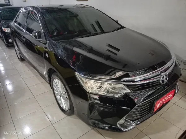 2016 Toyota Camry 2.5 V