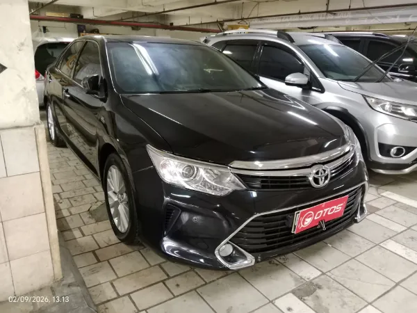 2016 Toyota Camry 2.5 V