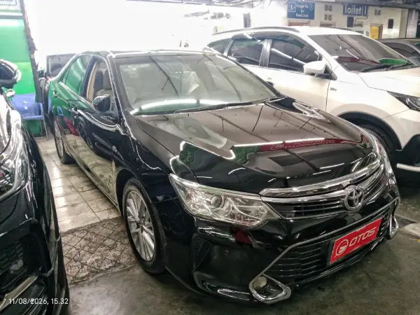 2017 Toyota Camry 2.5 V