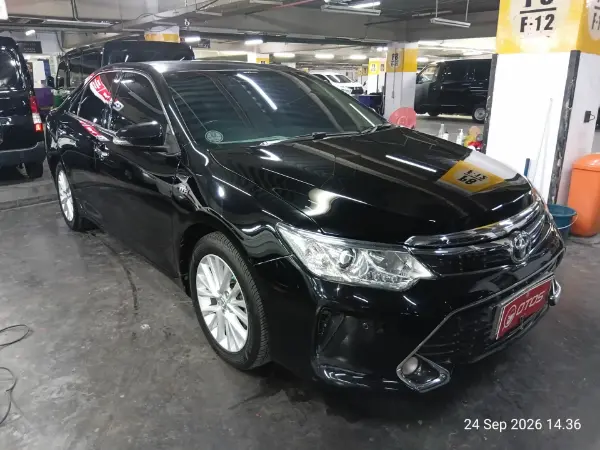 2017 Toyota Camry 2.5 V