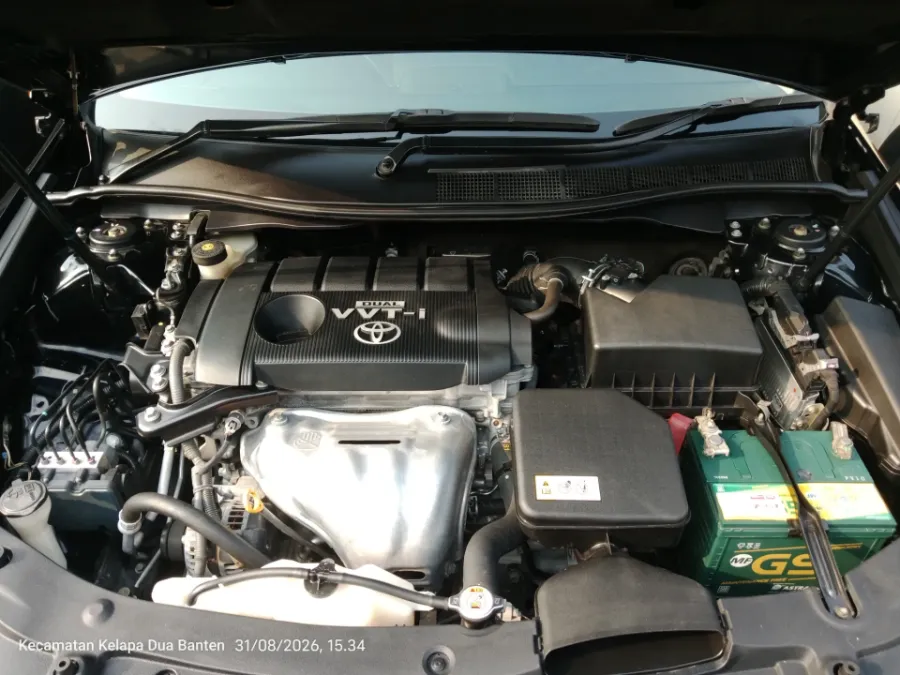 Foto Mobil Bekas Mesin Toyota Camry 2.5 V tahun 2018