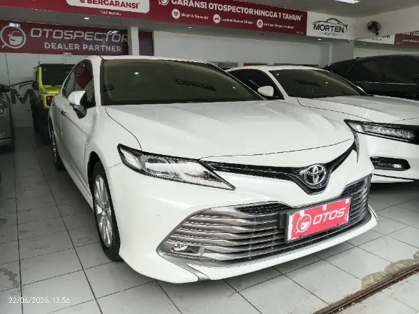2019 Toyota Camry 2.5 V