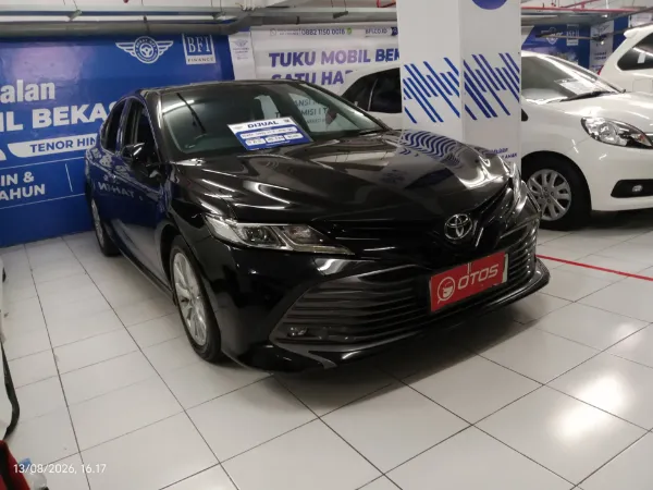 2019 Toyota Camry 2.5 V