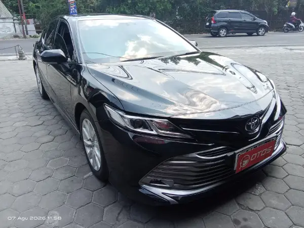2019 Toyota Camry 2.5 V