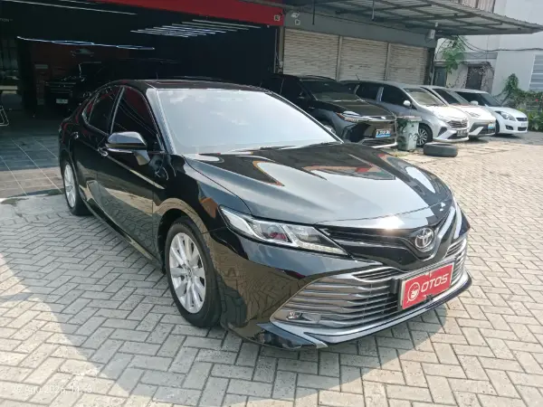 2019 Toyota Camry 2.5 V