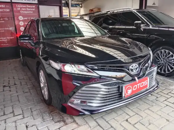 2019 Toyota Camry 2.5 V
