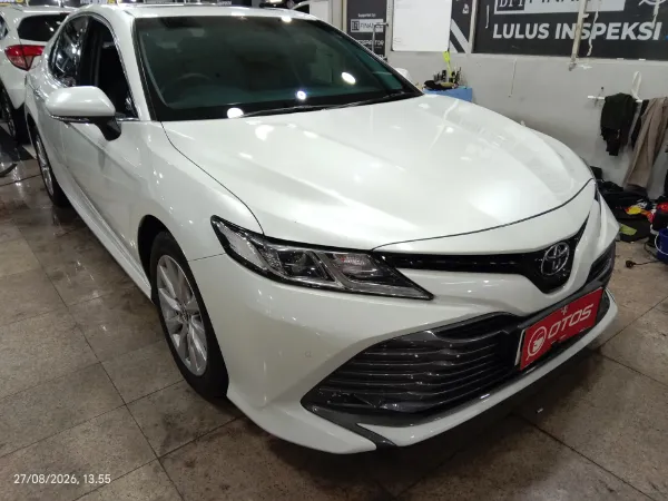 2020 Toyota Camry 2.5 V - Foto 1 dari 6