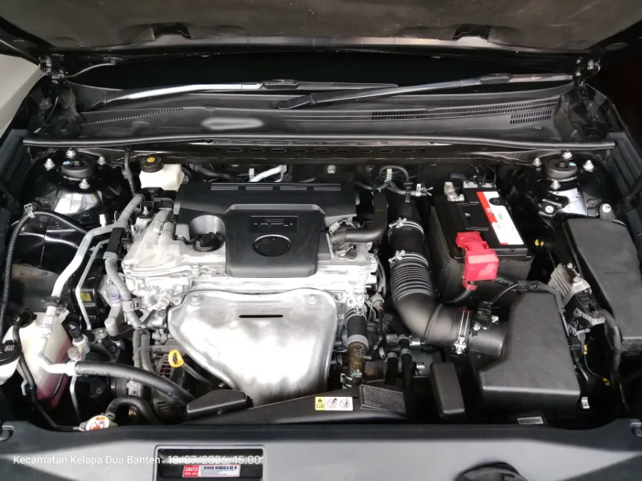Foto Mobil Bekas Mesin Toyota Camry 2.5 V tahun 2020