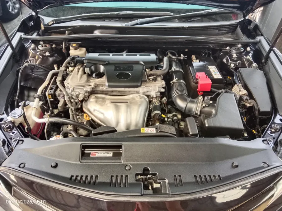 Foto Mobil Bekas Mesin Toyota Camry 2.5 V tahun 2020
