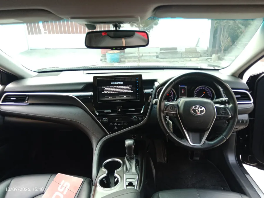 Foto Mobil Bekas Dashboard Toyota Camry 2.5 V tahun 2021