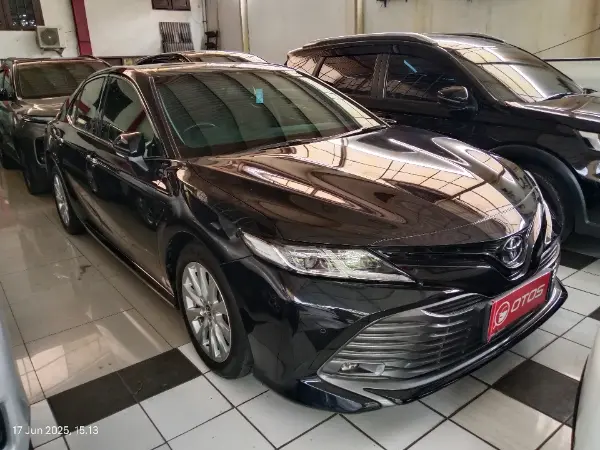2021 Toyota Camry 2.5 V