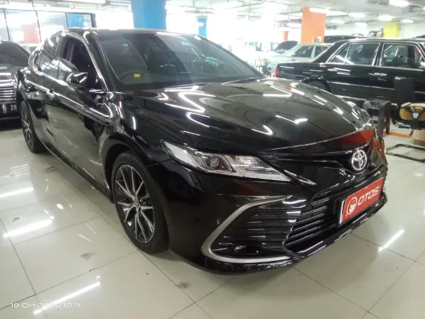 2021 Toyota Camry 2.5 V