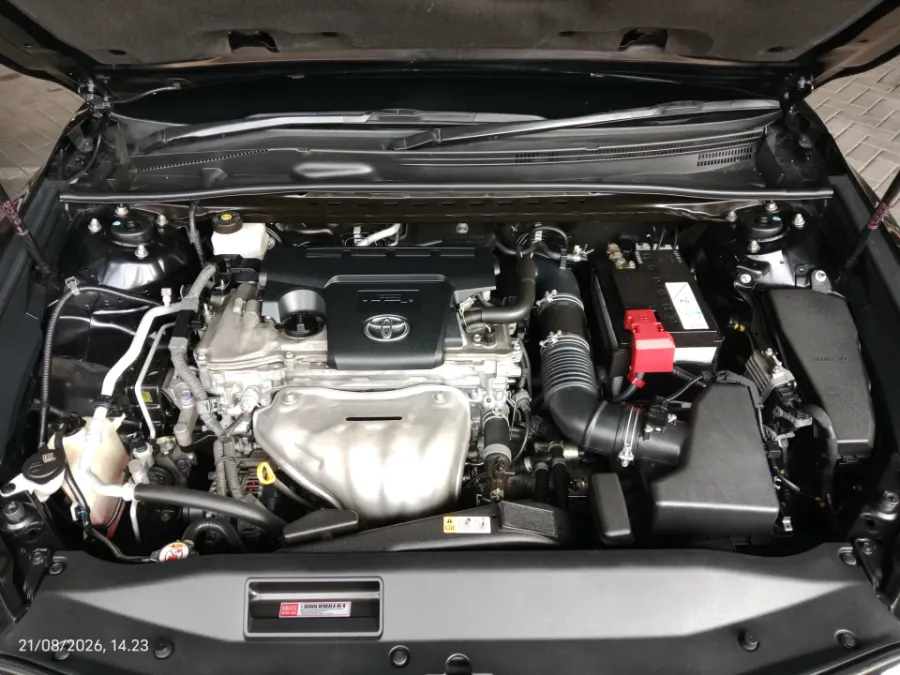 Foto Mobil Bekas Mesin Toyota Camry 2.5 V tahun 2021