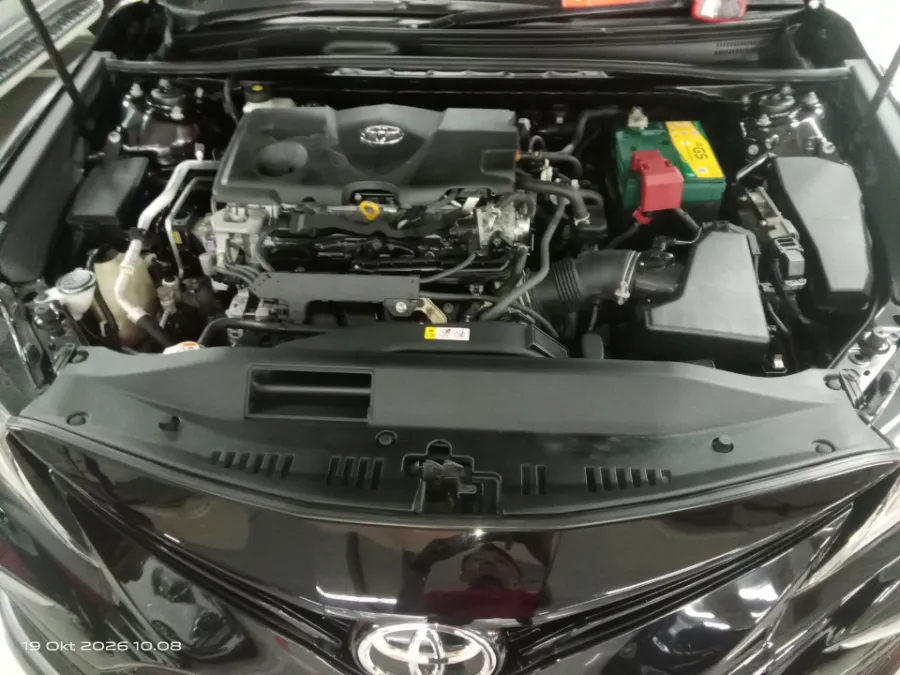 Foto Mobil Bekas Mesin Toyota Camry 2.5 V tahun 2021
