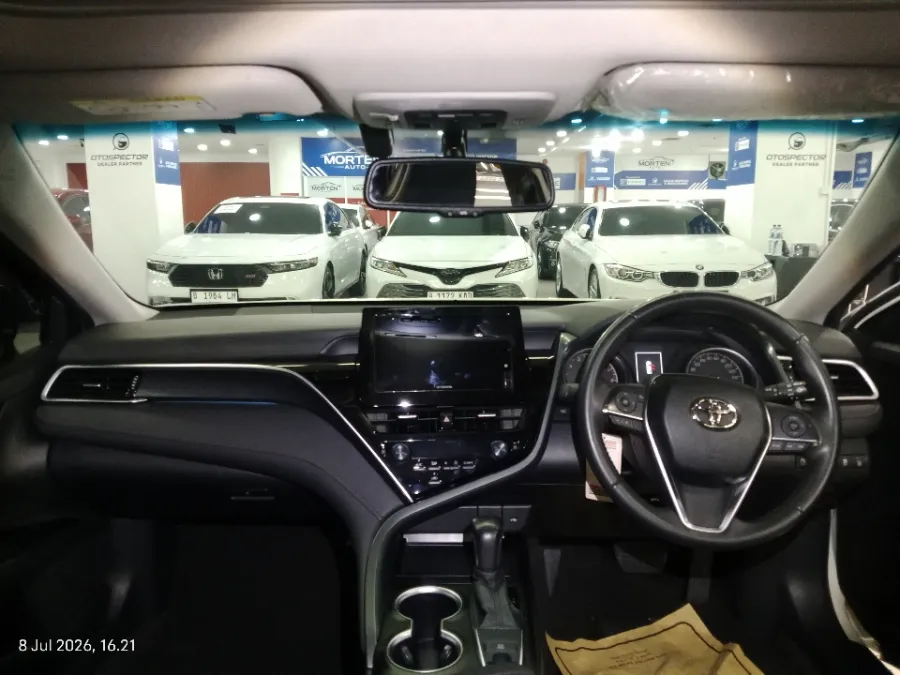 Foto Mobil Bekas Dashboard Toyota Camry 2.5 V tahun 2022