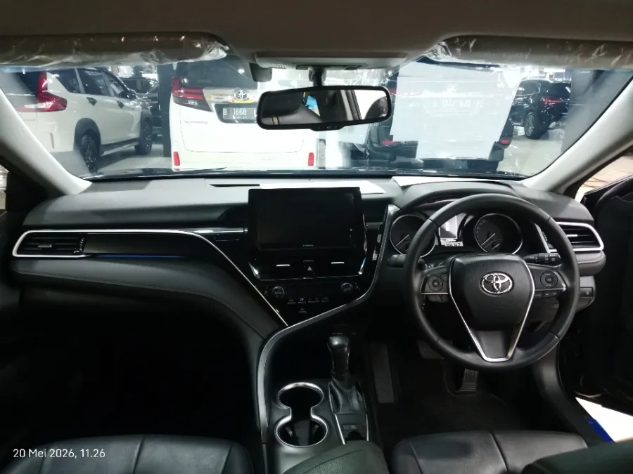 Foto Mobil Bekas Dashboard Toyota Camry 2.5 V tahun 2022