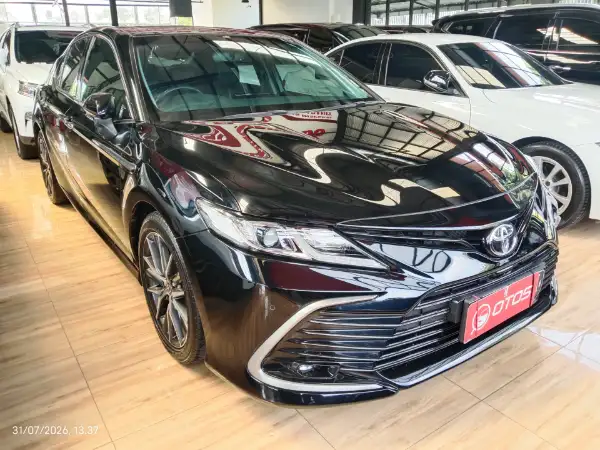 2022 Toyota Camry 2.5 V