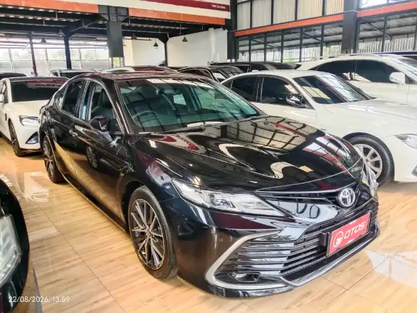 2022 Toyota Camry 2.5 V - Foto 1 dari 6