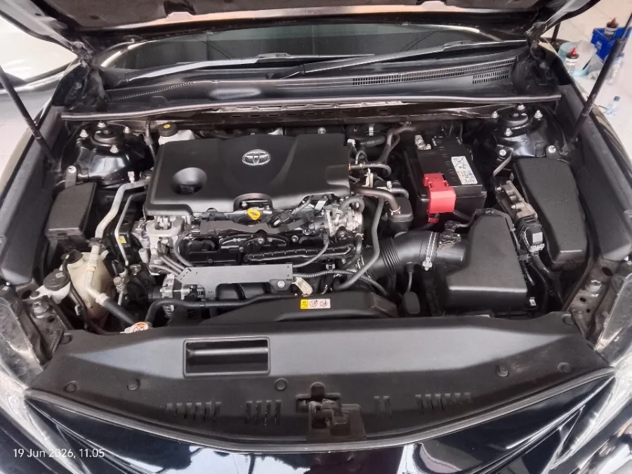 Foto Mobil Bekas Mesin Toyota Camry 2.5 V tahun 2022
