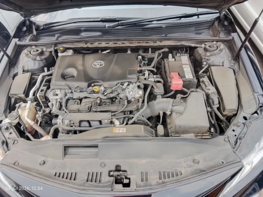 Foto Mobil Bekas Mesin Toyota Camry 2.5 V tahun 2022