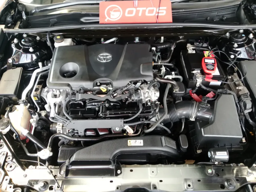Foto Mobil Bekas Mesin Toyota Camry 2.5 V tahun 2022