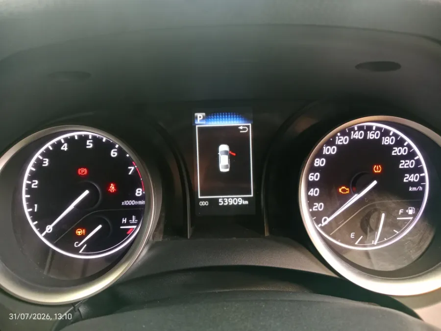 Foto Mobil Bekas Odometer Toyota Camry 2.5 V tahun 2022