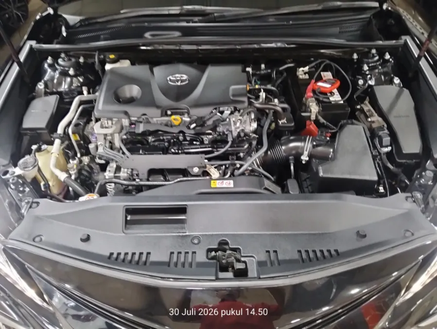 Foto Mobil Bekas Mesin Toyota Camry 2.5 V tahun 2023