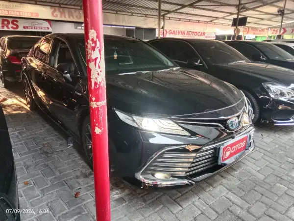 2021 Toyota Camry Hybrid 2.5 HV - Foto 1 dari 6