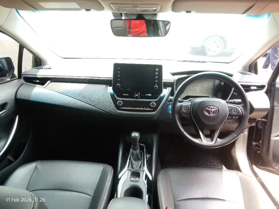 Foto Mobil Bekas Dashboard Toyota Corolla Altis 1.8 tahun 2020