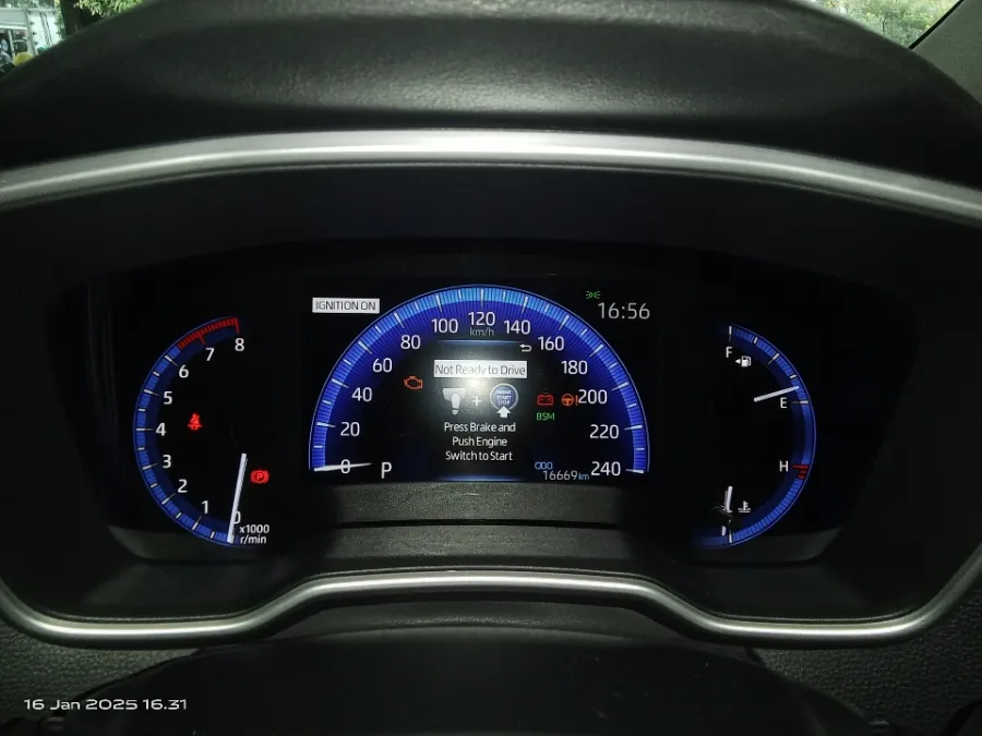 Foto Mobil Bekas Odometer Toyota Corolla Altis 1.8 tahun 2022