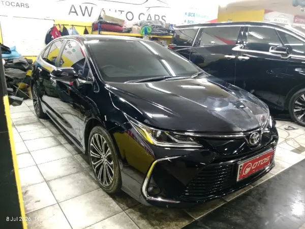 2023 Toyota Corolla Altis 1.8 V - Foto 1 dari 6