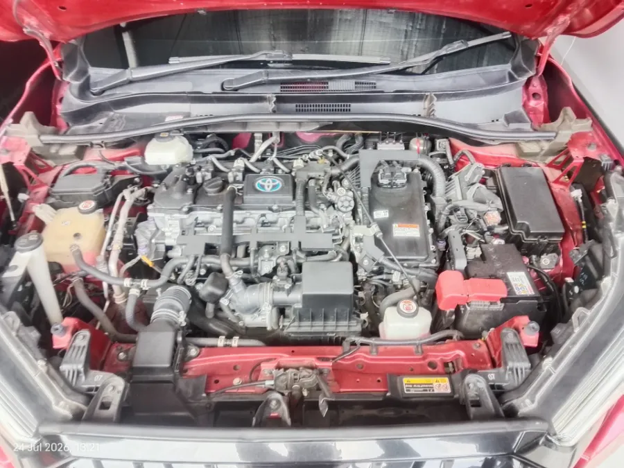 Foto Mobil Bekas Mesin Toyota Corolla Cross 1.8 Hybrid tahun 2023
