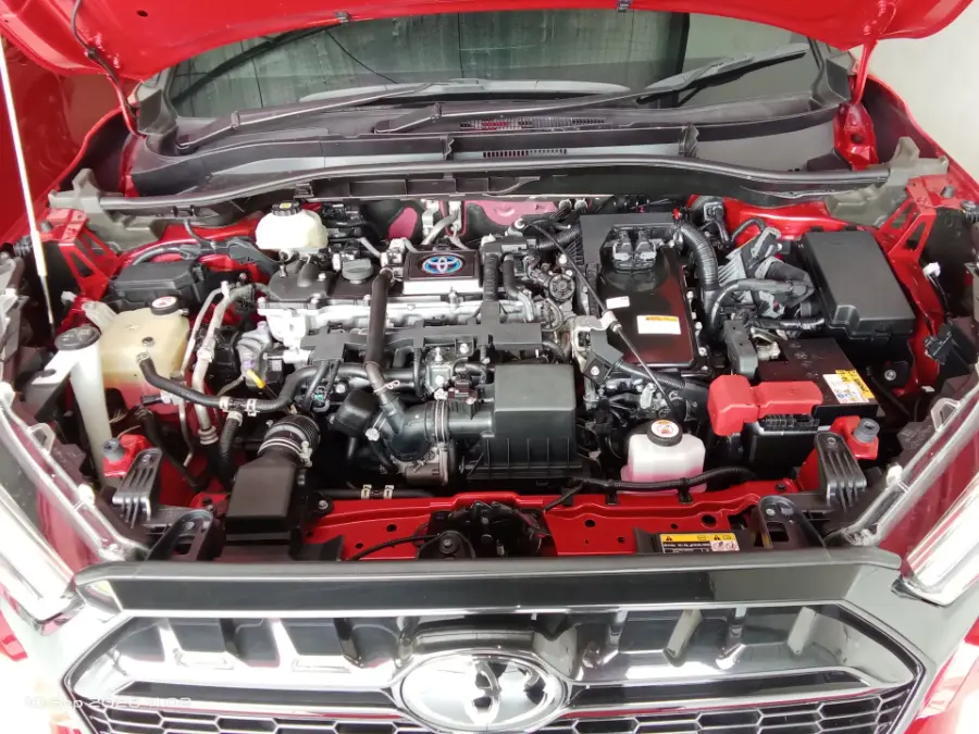 Foto Mobil Bekas Mesin Toyota Corolla Cross 1.8 Hybrid tahun 2023