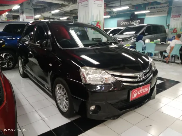 2014 Toyota Etios Valco 1.2 G