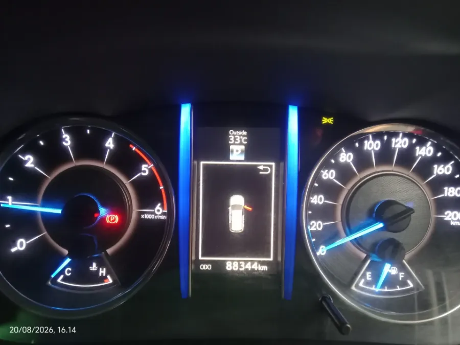 Foto Mobil Bekas Odometer Toyota Fortuner 2.4 4X2 VRZ tahun 2016