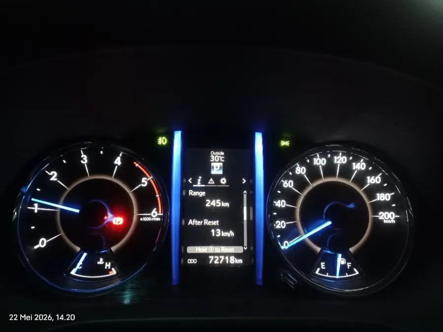 Foto Mobil Bekas Odometer Toyota Fortuner 2.4 4X2 VRZ tahun 2017