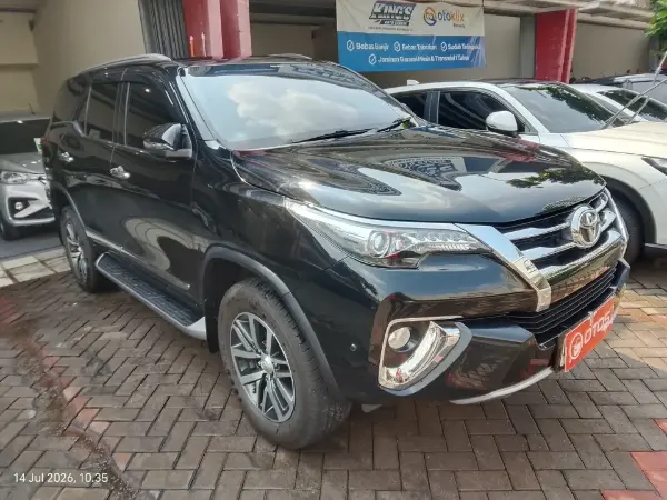 2018 Toyota Fortuner 2.4 4X2 VRZ - Foto 1 dari 6