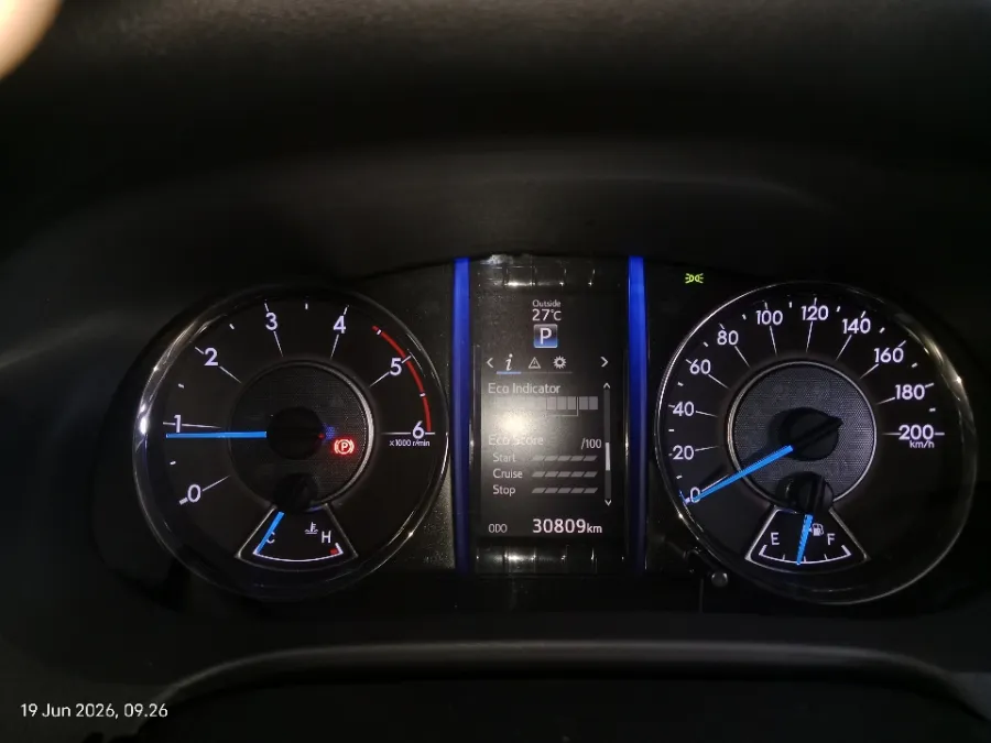 Foto Mobil Bekas Odometer Toyota Fortuner 2.4 4X2 VRZ tahun 2018