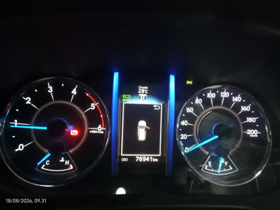 Foto Mobil Bekas Odometer Toyota Fortuner 2.4 4X2 VRZ tahun 2018