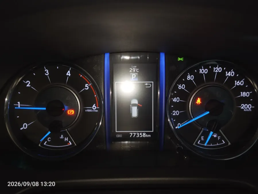 Foto Mobil Bekas Odometer Toyota Fortuner 2.4 4X2 VRZ tahun 2018
