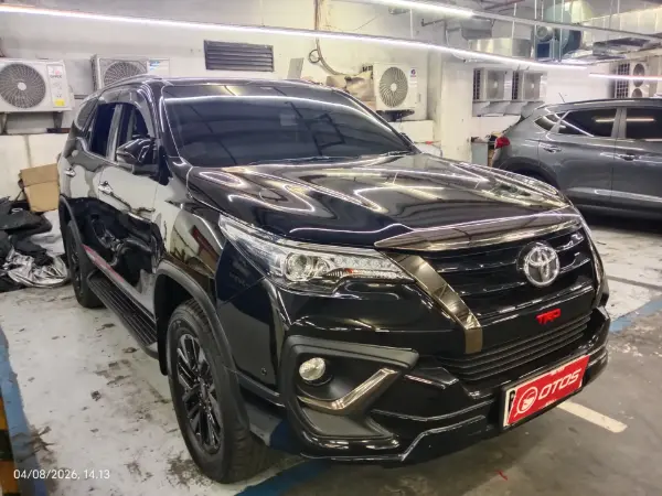 2019 Toyota Fortuner 2.4 4X2 VRZ - Foto 1 dari 6