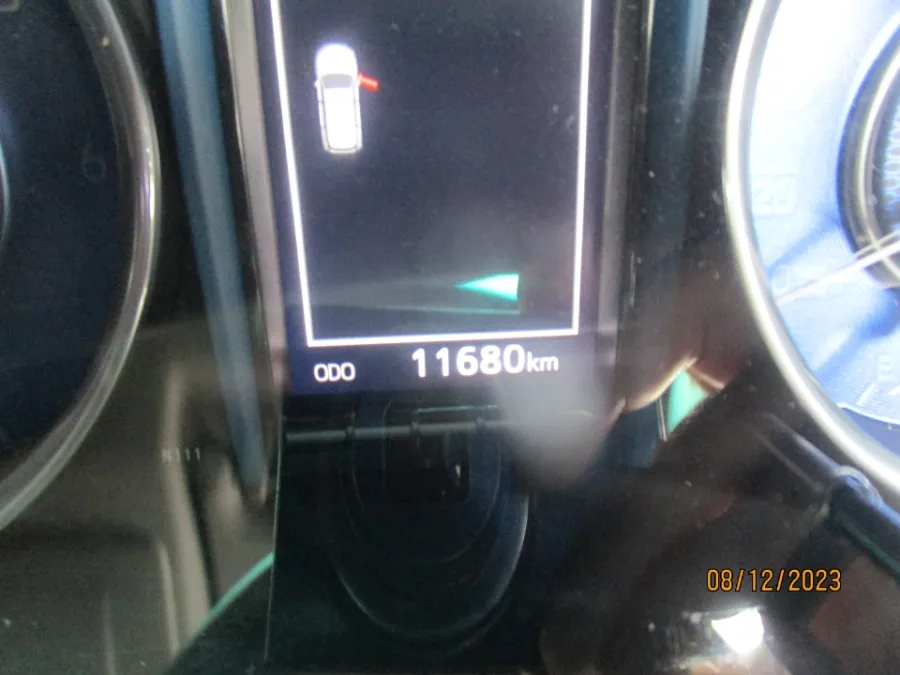 Foto Mobil Bekas Odometer Toyota Fortuner 2.4 4X2 VRZ tahun 2021