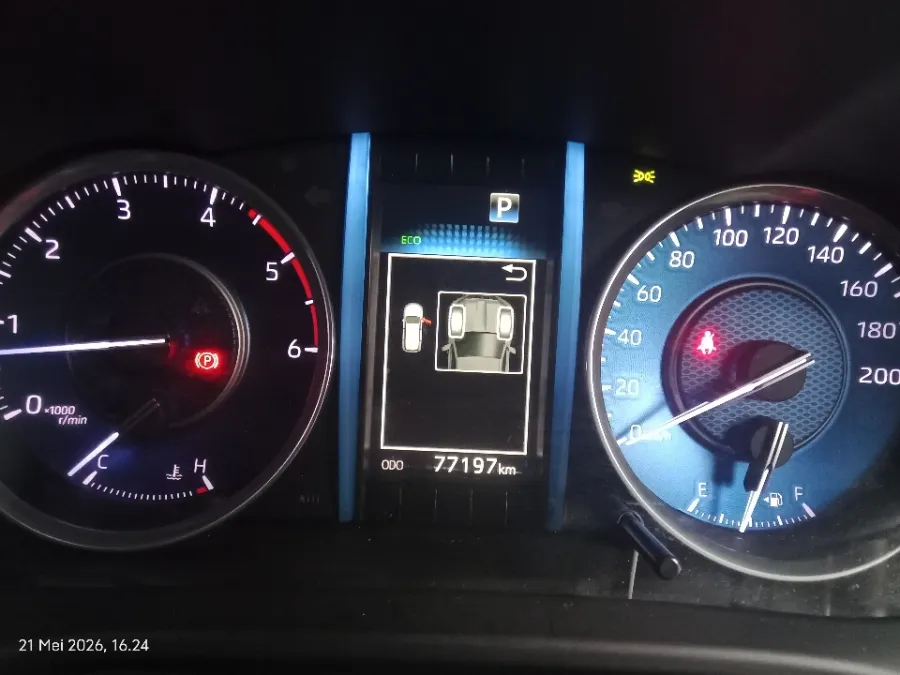 Foto Mobil Bekas Odometer Toyota Fortuner 2.4 4X2 VRZ tahun 2021