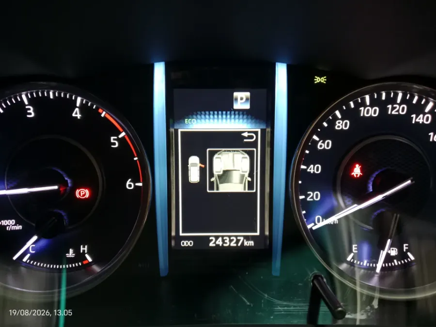 Foto Mobil Bekas Odometer Toyota Fortuner 2.4 4X2 VRZ tahun 2022