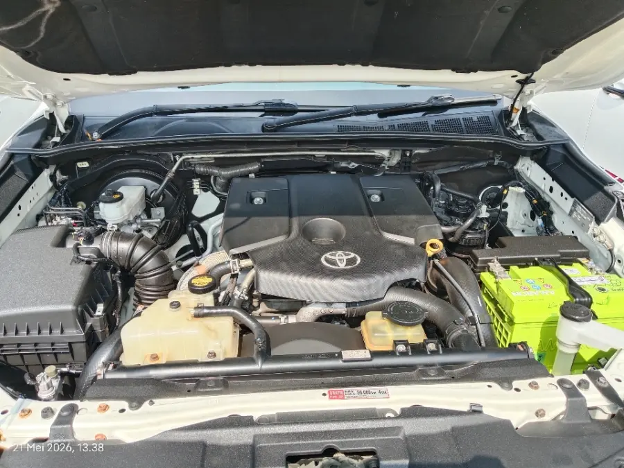 Foto Mobil Bekas Mesin Toyota Fortuner 2.4 G tahun 2016