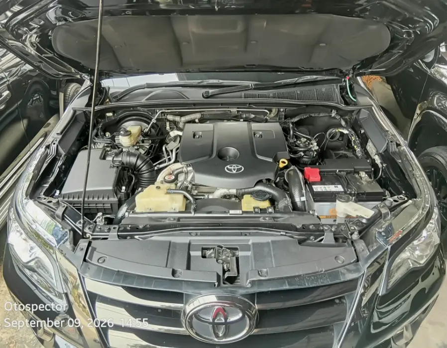 Foto Mobil Bekas Mesin Toyota Fortuner 2.4 G tahun 2016
