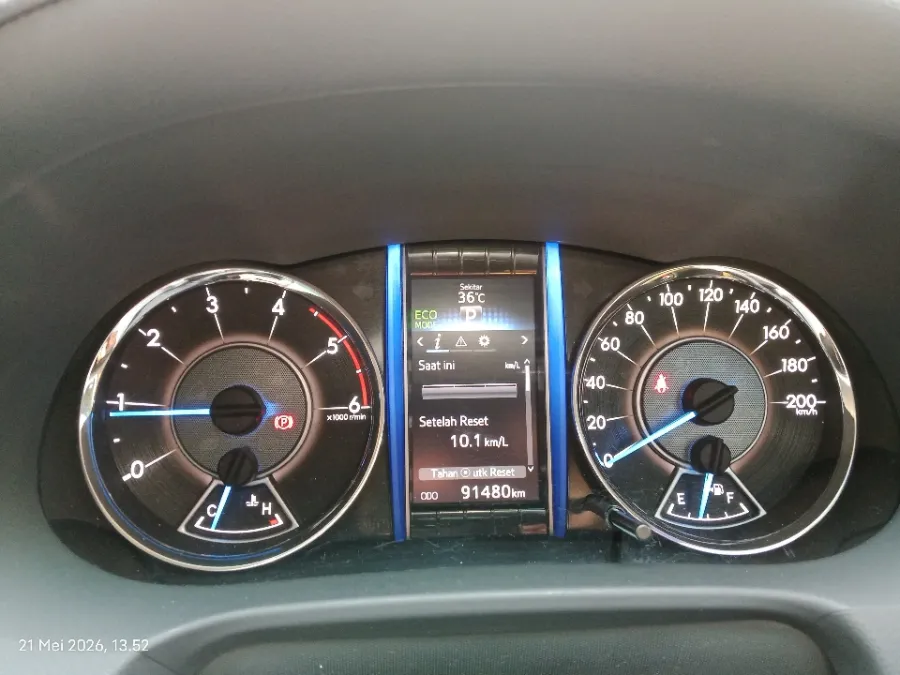 Foto Mobil Bekas Odometer Toyota Fortuner 2.4 G tahun 2016