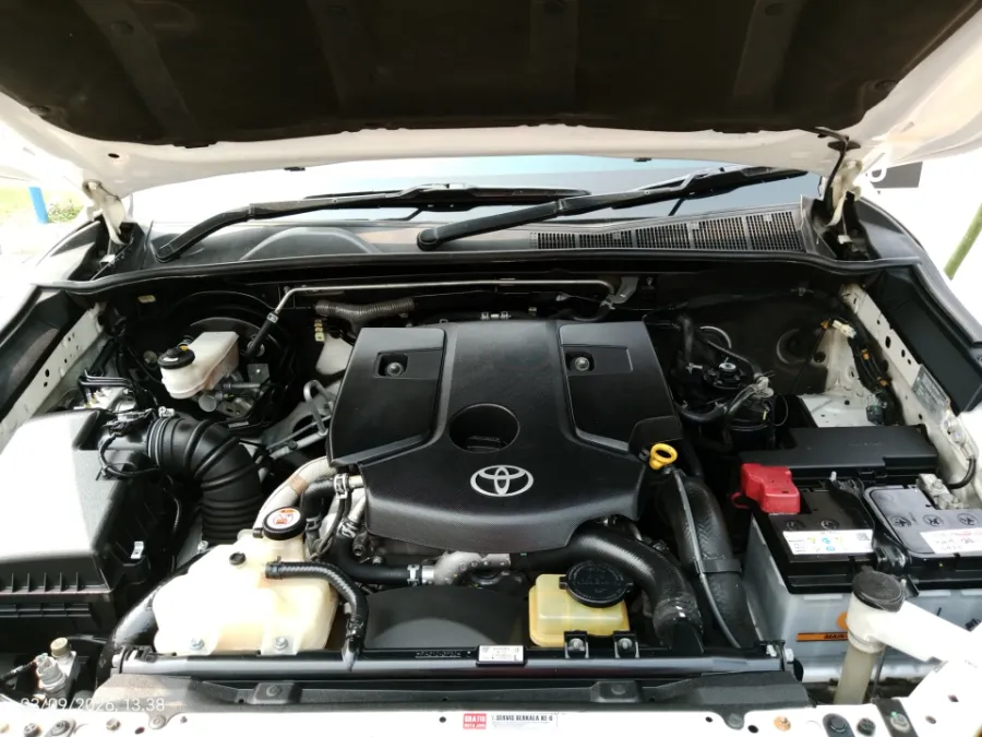 Foto Mobil Bekas Mesin Toyota Fortuner 2.4 G tahun 2018