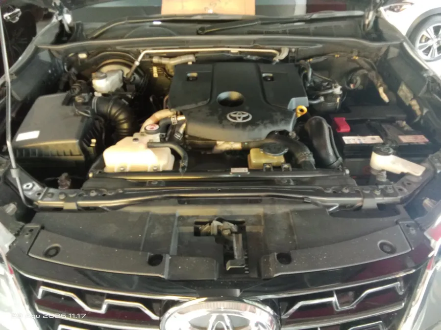 Foto Mobil Bekas Mesin Toyota Fortuner 2.4 G tahun 2022