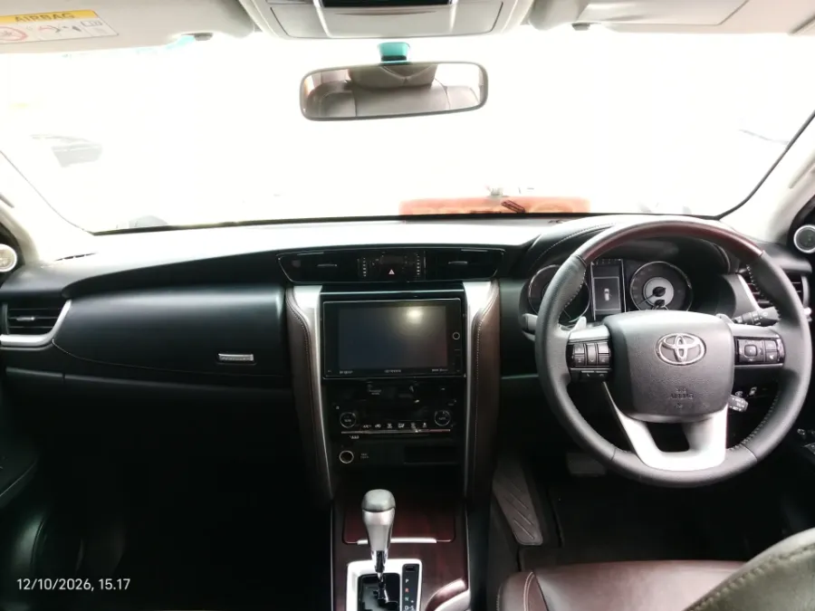 Foto Mobil Bekas Dashboard Toyota Fortuner 2.7 4X2 SRZ tahun 2018
